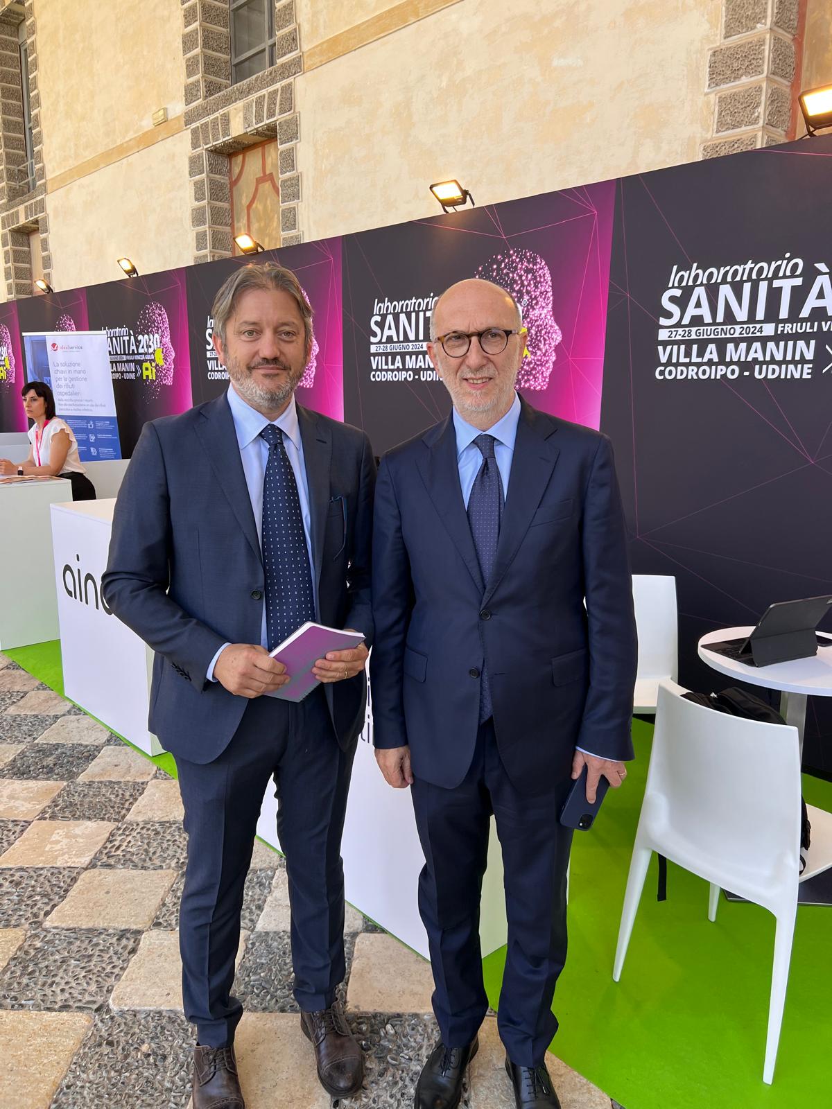 Il dott. Enrico Musso con l'assessore alla Salute del FVG Riccardo Riccardi