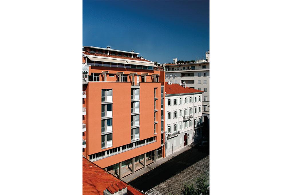 Facciata - foto di Gianfranco Forza